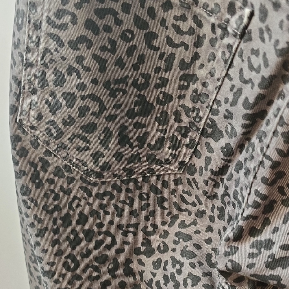 Style & Co. Charcoal Leopard Print Pants - Picture 4 of 5